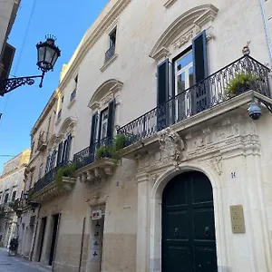 Palazzo Rollo Couette-café